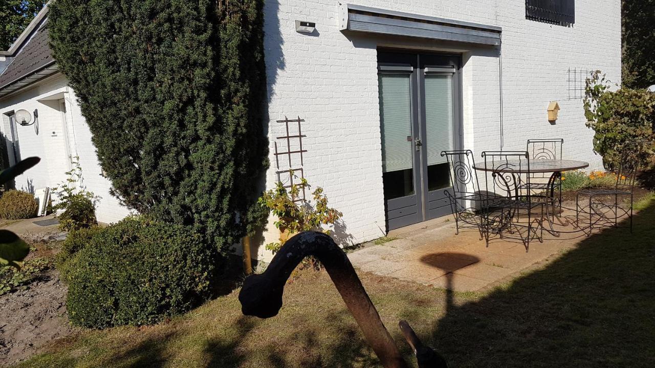 De Heidestroper Bed & Breakfast Eindhoven Exterior photo